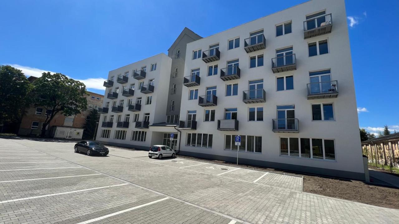 2 Room Apartment With Balcony Liptovský Mikuláš Exterior foto